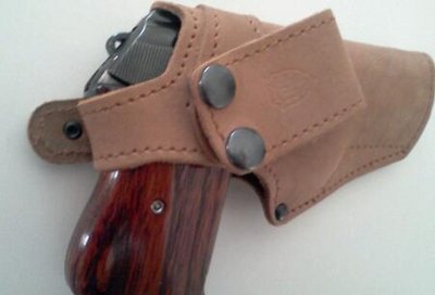 holster 1.jpg