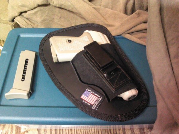 N82holster.jpg